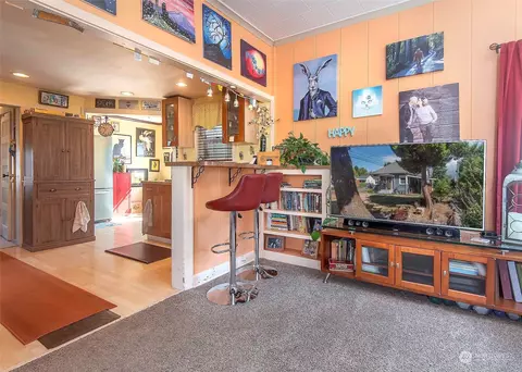 Living - 1711 12th St, Everett, WA 98201 photo 3 of 3