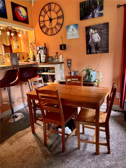 Dining - 1711 12th St, Everett, WA 98201 photo 1 of 1