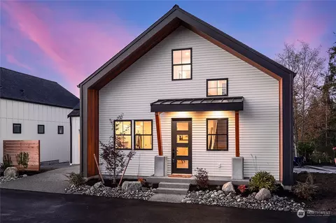 3919 Crosswinds Ct, Anacortes, WA 98221