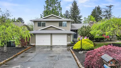 66 Bonney St, Steilacoom, WA 98388