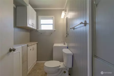 915 E Chestnut St, Walla Walla, WA 99362 photo 9
