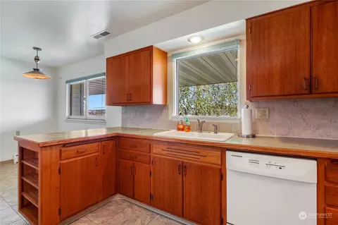 805 E 3rd Ave, Odessa, WA 99159 photo 11