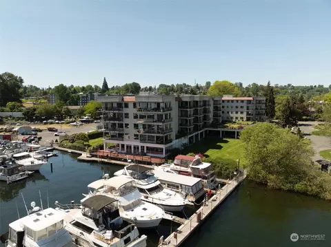 9030 Seward Park Ave S #414, Seattle, WA 98118