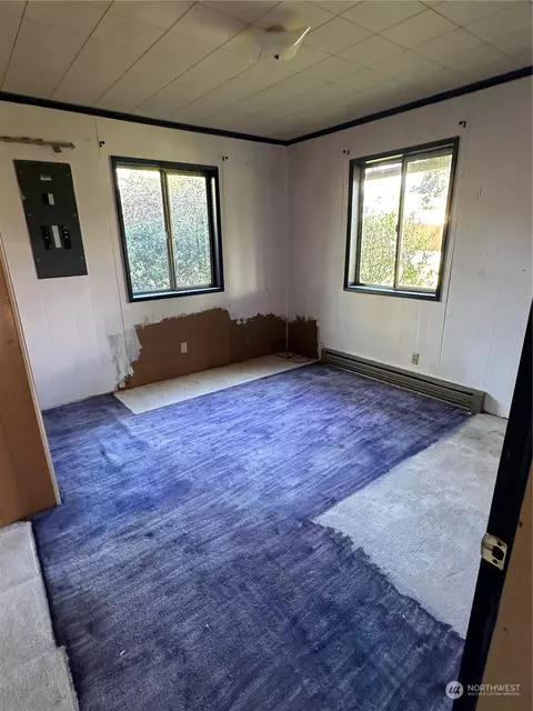 Bedroom - 71 E Runnion Rd, Sequim, WA 98382 photo 1 of 4