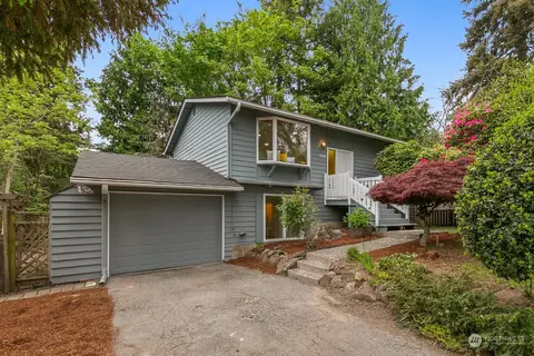 7800 NE 144th St, Kirkland, WA 98034