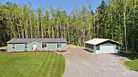 17623 25th St SW, Lakebay, WA 98349