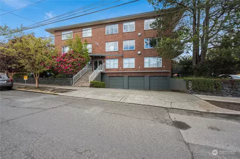 7300 Woodlawn Ave NE #203, Seattle, WA 98115