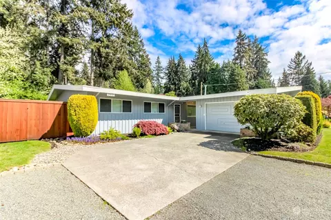 29620 8th Ave S, Federal Way, WA 98003