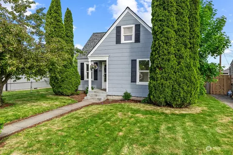 343 Colorado St, Longview, WA 98632