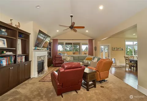 3435 Meadow Park Ave, Enumclaw, WA 98022 photo 13