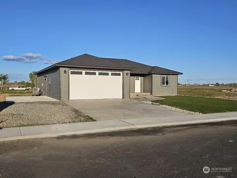 2394 Pacific St, Ephrata, WA 98823