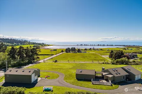 1684 Swantown Rd, Oak Harbor, WA 98277