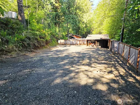 90 W Arrowhead Dr, Elma, WA 98541