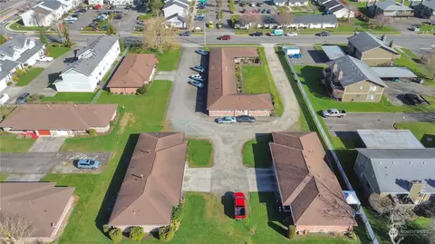 2716 Warner Ave, Enumclaw, WA 98022 photo 4