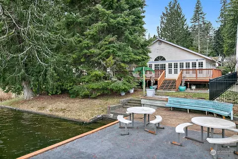 13633 Wye Lake Blvd SW, Port Orchard, WA 98367