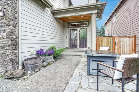 18505 42nd Ave SE, Bothell, WA 98012 photo 3