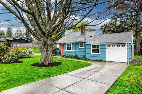 2304 N 193rd St, Shoreline, WA 98133