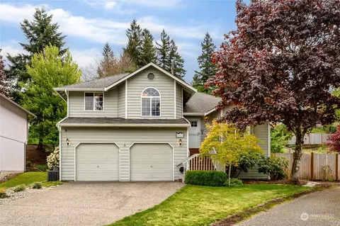 19914 SE 260th Ct, Covington, WA 98042