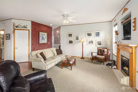 15204 147th Ave E, Orting, WA 98360 photo 9