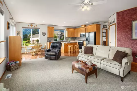 15204 147th Ave E, Orting, WA 98360 photo 10