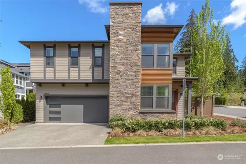 24040 NE 14th St, Sammamish, WA 98074