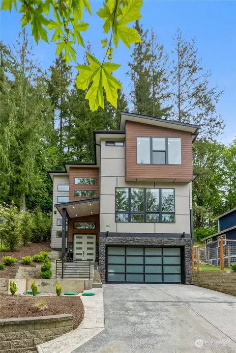 135 Windward Dr, Bellingham, WA 98229