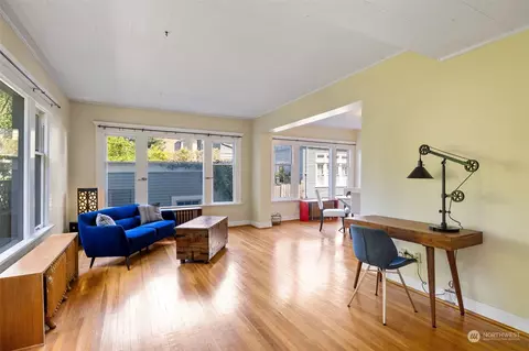 1414 E Harrison St #D, Seattle, WA 98112