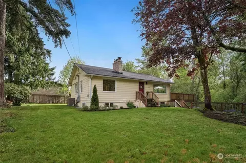 2232 S 330th St, Federal Way, WA 98003