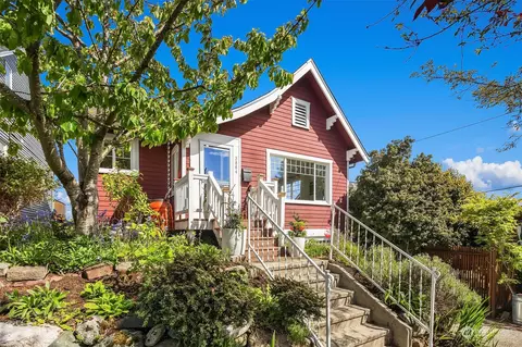 3864 34th Ave SW, Seattle, WA 98126