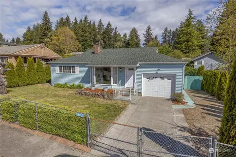 1936 NE Virginia, Bremerton, WA 98310