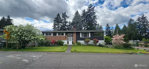 17803 98th Ave S, Renton, WA 98055