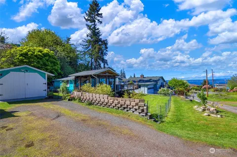 Exterior - 1804 Bailey Ave, Everett, WA 98203 photo 7 of 8