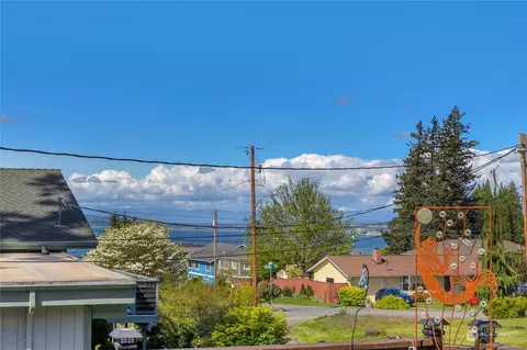 View/Area - 1804 Bailey Ave, Everett, WA 98203 photo 1 of 8