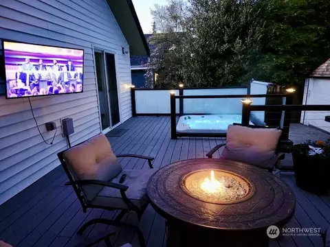 6727 Olympic Dr, Everett, WA 98203 photo 23