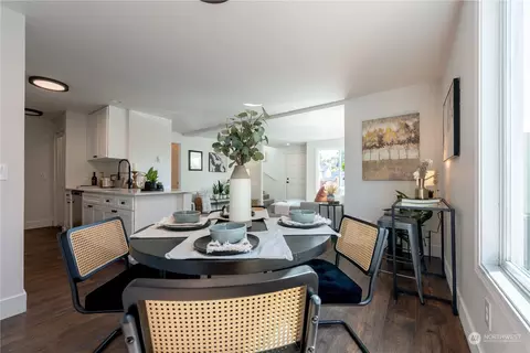 Dining - 2902 13th St #4A, Everett, WA 98201 photo 5 of 7
