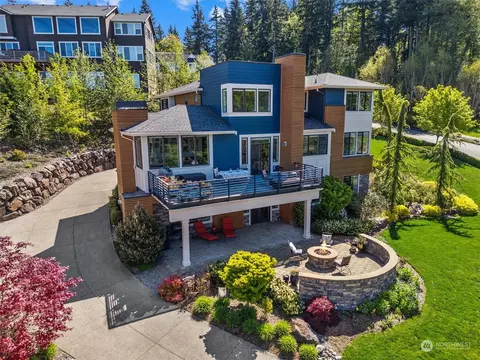 7398 169th Pl SE, Bellevue, WA 98006