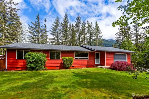 13821 438 Pl SE, North Bend, WA 98045
