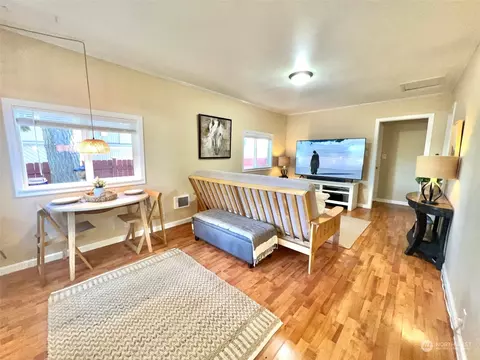 Living - 2304 60th St SE, Everett, WA 98203 photo 1 of 2