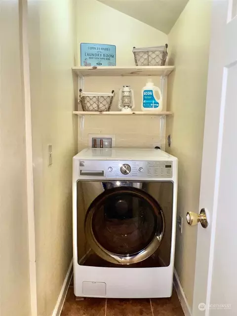 Other - 2304 60th St SE, Everett, WA 98203 photo 5 of 6