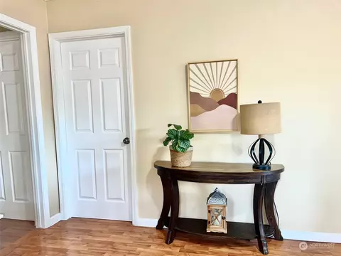 Entry Way - 2304 60th St SE, Everett, WA 98203 photo 1 of 1