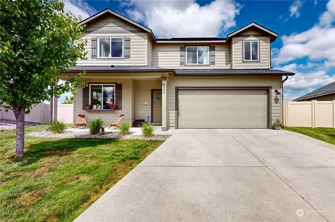 552 SW Alicia Loop, College Place, WA 99324
