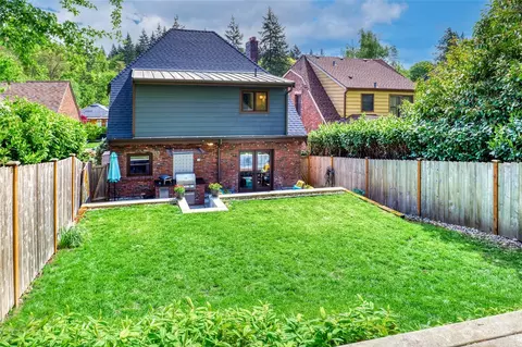 1911 26th Ave E, Seattle, WA 98112 photo 22