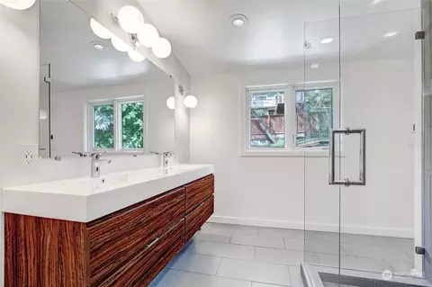 1911 26th Ave E, Seattle, WA 98112 photo 14