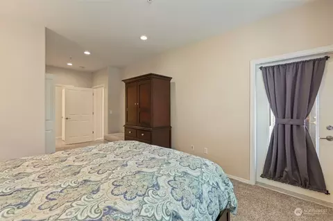 Bedroom - 14915 38th Dr SE #EE-3017, Bothell, WA 98012 photo 3 of 4
