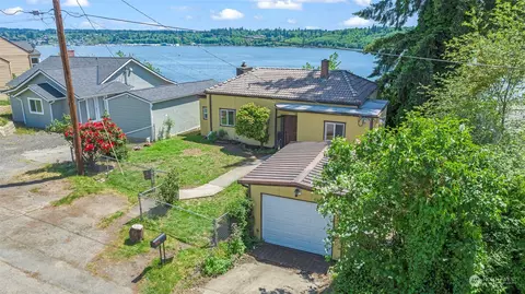 3671 Mccall Blvd W, Bremerton, WA 98312