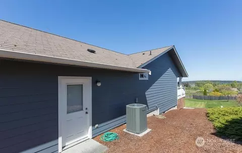 111 Emerald Highlands Way, Sequim, WA 98382 photo 6