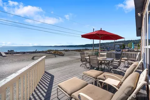 279 Driftwood Shores Rd, Camano Island, WA 98282