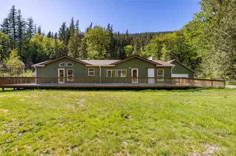 6310 Emerald Ln, Marblemount, WA 98267