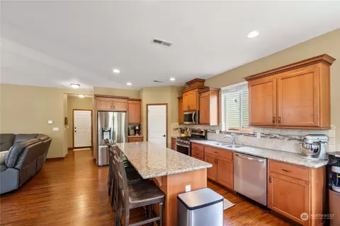Kitchen - 213 Ames St NE, Orting, WA 98360 photo 3 of 3