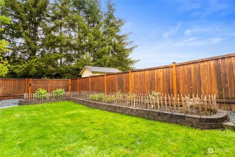 Exterior - 213 Ames St NE, Orting, WA 98360 photo 6 of 9